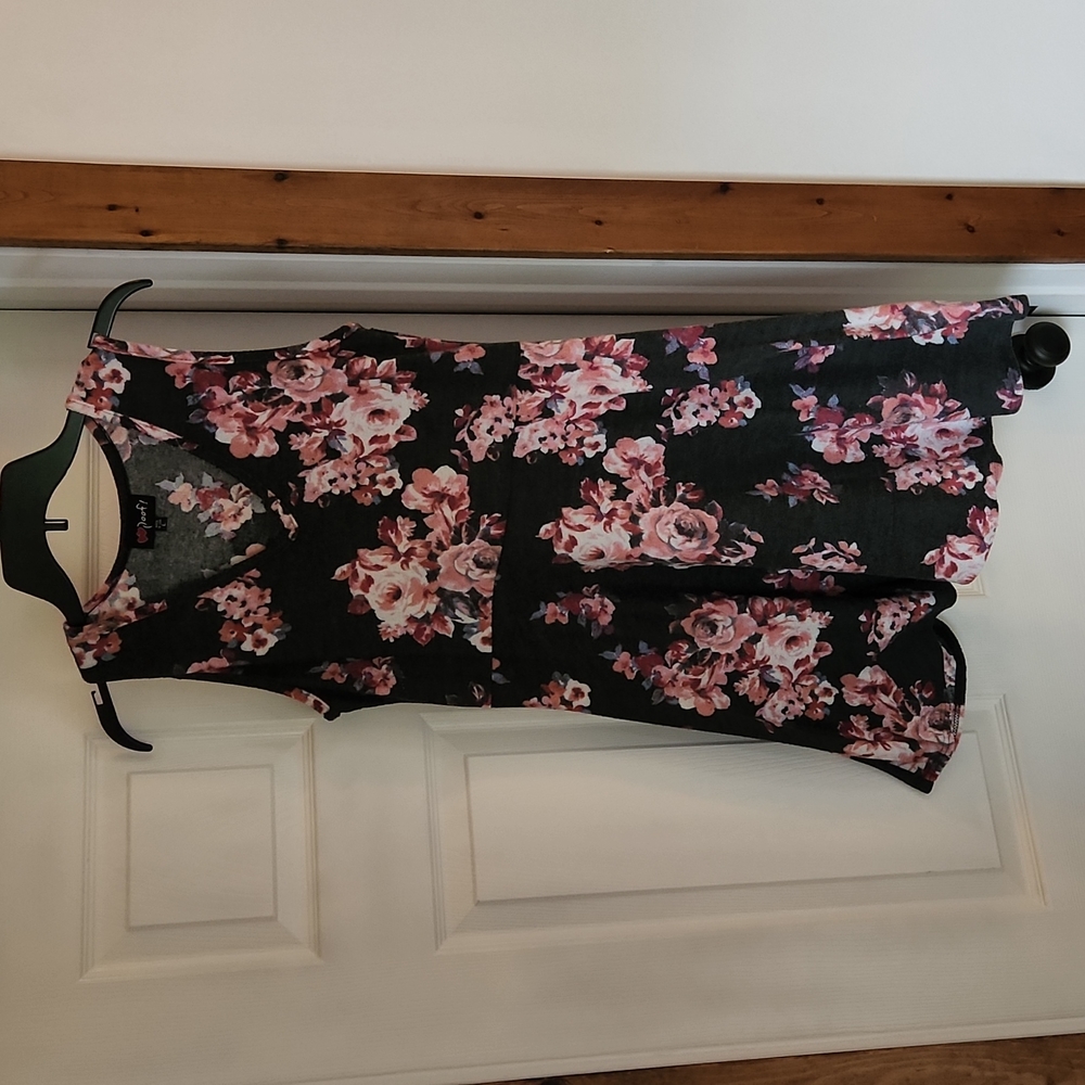 POOF! Gray- Pink flowered Dress Sz L